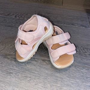 Baby sandals